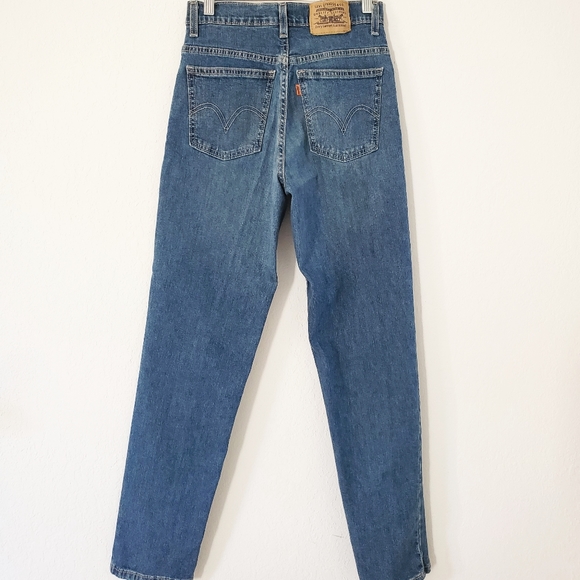 LEVI'S Vintage Orange Tab High Rise Jean 4. - Picture 3 of 8